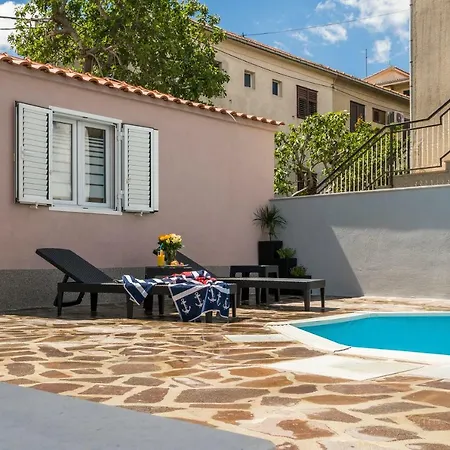 Prázdninový dům Areloj *