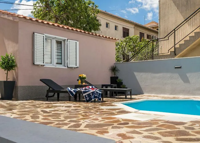 Prázdninový dům Areloj *